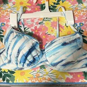 Shade & Shore Blue and White Underwire Bikini Top